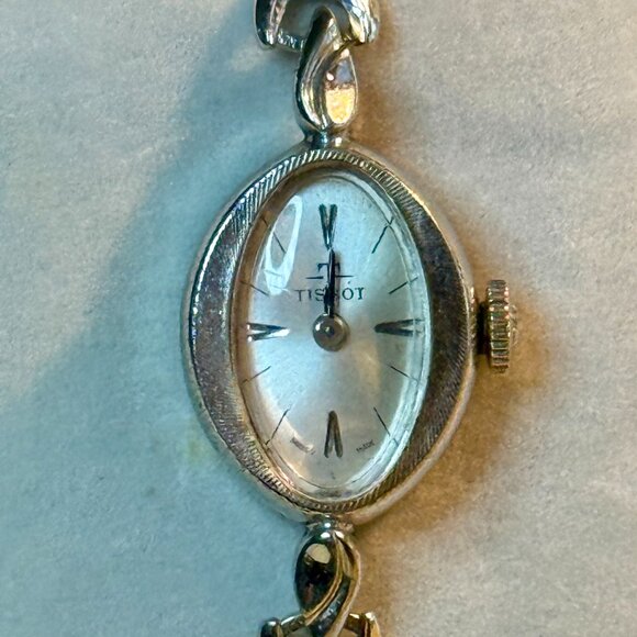 VTG ~ Tissot Ladies 10kt RGP Stretch Band Wrist Watch ~ 17 Jewels ~ Swiss - Picture 4 of 9